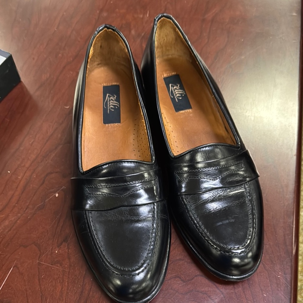 Zelli Hand crafted Italian Men’s Black Leather loafers size 9